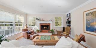 24 Clamshell Avenue Gallery 1