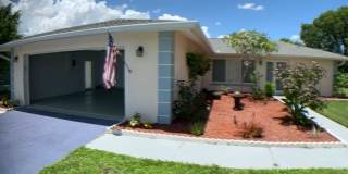 Pool  Lawn Service included - North Ft Myers single family Pool house with a large Screened in enclosure Gallery 1
