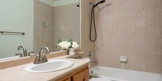 Pinebrook Condo Near Bus Line Gallery 6