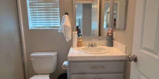 Mid-Term Rental - Beautiful 4 Bedroom Pool Home in South Temecula! Gallery 18