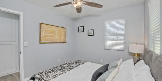 6840-42 Tower Street - 6842 Gallery 8