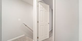 586 Orchard Avenue Gallery 19