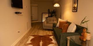 Charming 2BR Condo in Atlanta Gallery 3