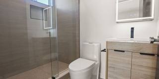 2133 S Longwood Ave Gallery 26