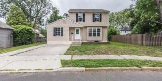 308 BROWN Street Gallery 1