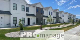 3 Bed, 2.5 Bath Townhome w/ 2-Car Garage - NEAR NEW - Ammon Gallery 1