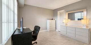 3300 W Rolling Hills Cir Gallery 14