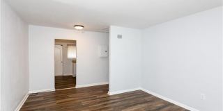 560 Winton Terrace NE Gallery 5