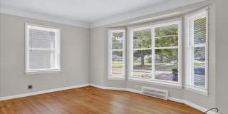 $1600 3 bedroom Redford bungalow Gallery 4