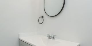 5758 Spruce St Gallery 20