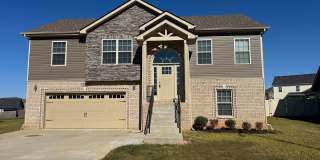 Gorgeous 4 Bedroom Home! Gallery 1