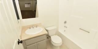 9872 Highland Gallery 10