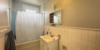 6 bed/2 bath on Probasco St., Mins. from UC for Only $700/pp ($4200/mo)! $250 SIGN ON BONUS FOR LTO!!! Gallery 22