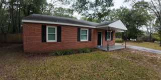 3/1 Brick Home Near USA Campus w/ Carport & Fenced-In yard 3/1 Brick Home Near USA Campus w/ Carport & Fenced-In yard Gallery 20