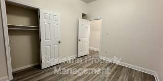 103 E Washington St Gallery 6
