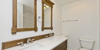 501 North Wells Street Gallery 7