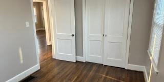 Cozy 3 Bedroom House in LoSo! Gallery 11