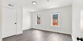 3 Bed, 1 Bath Available Now! Gallery 22