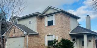 Grand 3 Bedroom 2.5 Bath Home On Larger Corner Lot Gallery 1