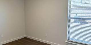 2143 Langford Avenue Gallery 9