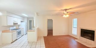 Great, well-maintained single-story duplex tucked away on a quiet cul-de-sac! Gallery 5