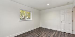 3652 Mcclellan Dr Gallery 19