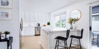 The CitiZen South Bay on W235 Gallery 1