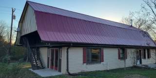 FOR LEASE - 3 Bed, 2 Bath, SINGLE-FAMILY HOME ON 5 ACRES IN LEBANON! Gallery 1