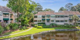 "Charming 2-Bed, 2-Bath Condo at 3 Shelter Cove Lane, Hilton Head Island - 1,140 Sq Ft of Coastal Comfort!" Gallery 30