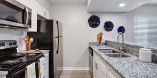 Waters Edge Apartments Gallery 4