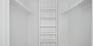 11659 STONEVIEW Square Gallery 21