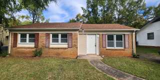 3 Bedroom Brick Home in Trinity Park Gallery 1