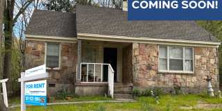 1684 Whitney Avenue Gallery 1