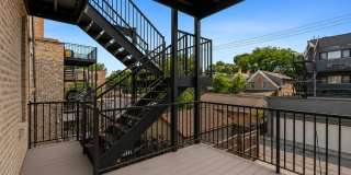 841 N Damen Avenue Gallery 19