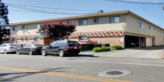 ROYALE APARTMENTS Gallery 7