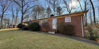 5804 Elkin Highway Gallery 1