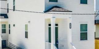 2010-12 N DORGENOIS ST Gallery 2