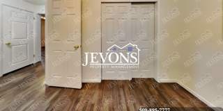 Enjoy the new appliances in this lovely single-family home located in the heart of Tacoma Gallery 12