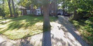 Luxury - Single Family Home Gallery 11