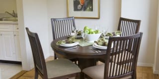 eaves Glover Park Gallery 2