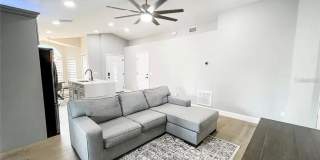 18505 3RD AVENUE Gallery 8