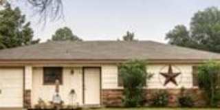 214 E 4th St Gallery 1