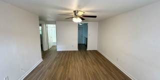 906 SW 6th Ave - Recently Renovated Gallery 1