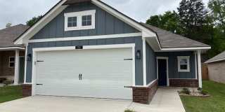 150 Blue Bird Ln Gallery 1