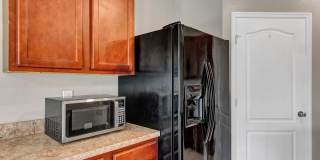 Sunny, Move-In Ready 4-Bed Home in Winter Haven with Modern Finishes and Two-Car Garage Gallery 19