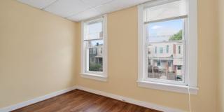 2923 MILES Avenue Gallery 6