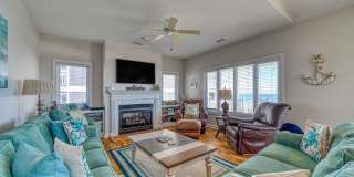 OFF-SEASON FURNISHED MONTHLY RENTAL Gallery 3