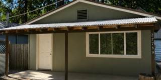Charming Foresthill Cottage Gallery 1