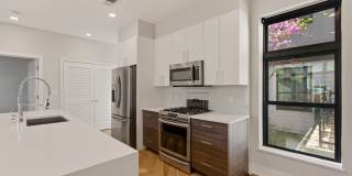 Modern Two Bedroom W/Off Street Parking, Pets Welcomed, & More! Gallery 12