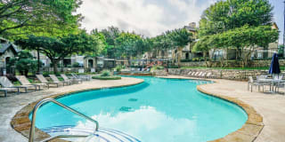 Beck at Wells Branch Gallery 1